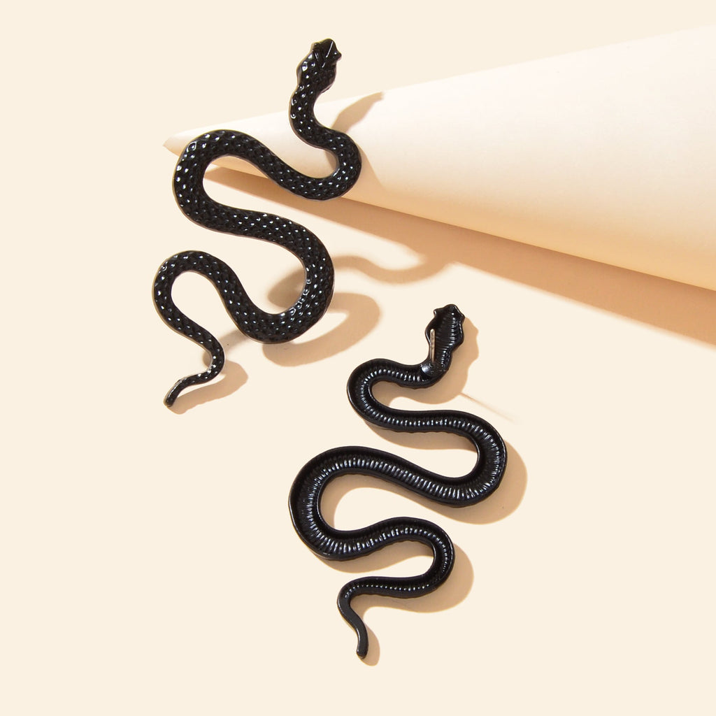 Punk Gothic Big Black Snake Stud Statement Earrings Party Decoration for Women
